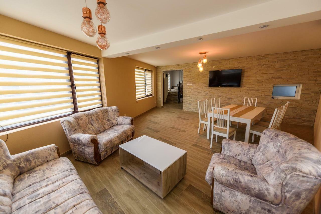 Ferienwohnung Casa Sky Orşova Exterior foto